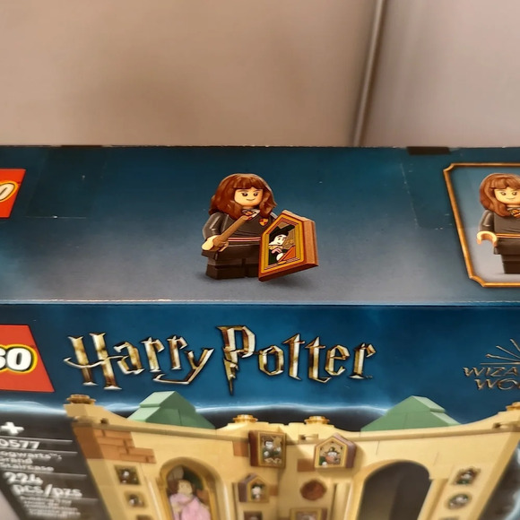Lego Harry Potter 40577 Hogwarts Grand Staircase NWT Building Toy Set - Picture 2 of 3